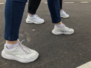 walking sneaker deal